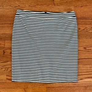 ANN TAYLOR Pencil Skirt Navy and White Lined Sz 16 PERFECT CONDITION
